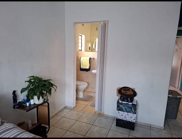 2 BEDROOM TOWNHOUSE FOR SALE IN BERGBRON